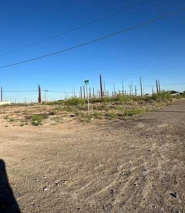 101 N Oak St, Pecos, TX 79772
