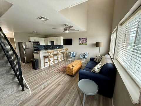 1230 SE 12th Avenue, Norman, OK 73071
