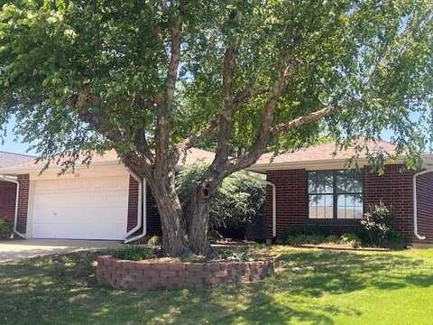 116 Woodgate Drive, Yukon, OK 73099