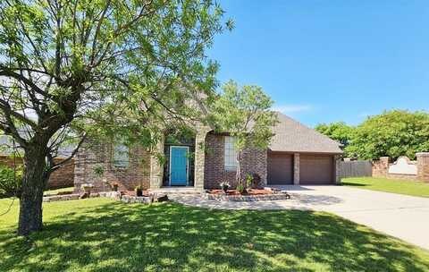 12401 SW 7th Street, Yukon, OK 73099