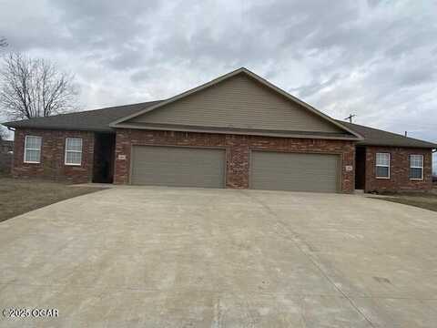 5001 (b) Raintree Circle, Joplin, MO 64804