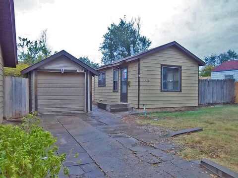4237 SW 10TH Avenue, Amarillo, TX 79106