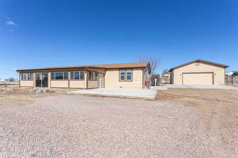 333 E Wandering Trail, Paulden, AZ 86334