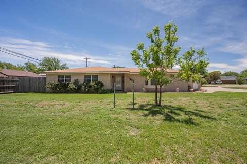 1600 GEARY Road, Dumas, TX 79029