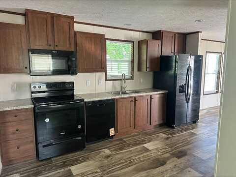 2565 Hedrick Ct., Decatur, IL 62526