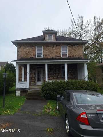 422 Laurel Avenue, Cresson, PA 16630