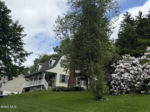2807 Edgewood Drive, Altoona, PA 16602