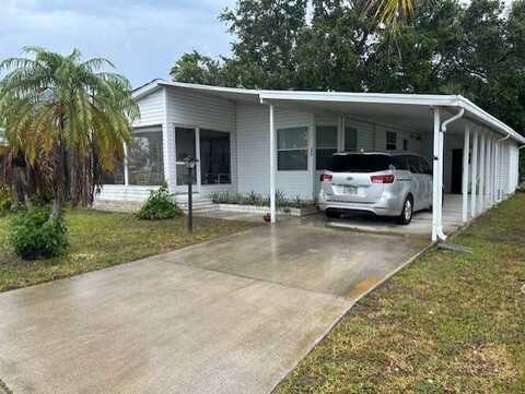 590 Sundrop Cir, Ruskin, FL 33570