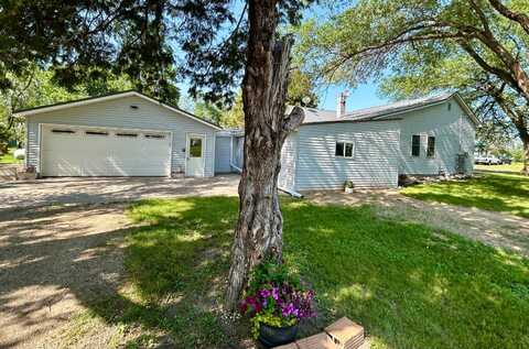 801 LEOLA AVENUE, Leola, SD 57456