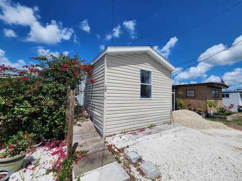 7499 46th Ave N, Saint Petersburg, FL 33709