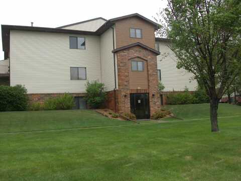 1515 E Melgaard Road, Aberdeen, SD 57401