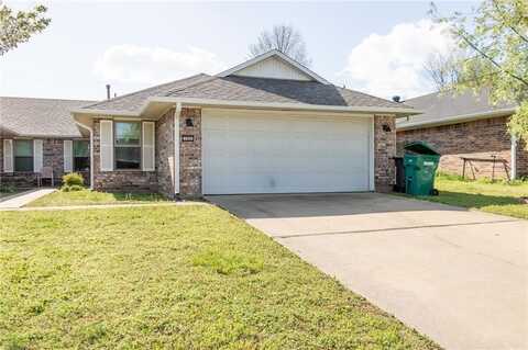 1942 S 11th PL, Rogers, AR 72758