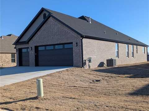 7801 Range AVE, Springdale, AR 72762