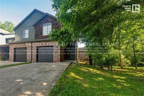 758 W Breeze COVE, Fayetteville, AR 72703