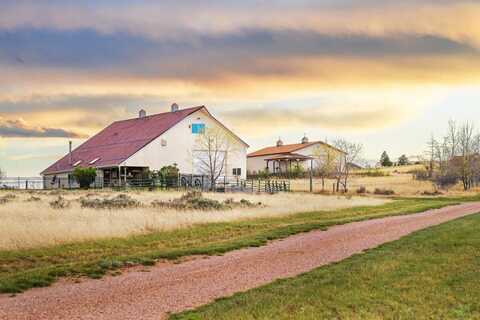 77 Tate Lane, Glendo, WY 82213