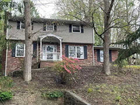 1505 Longridge Road, Charleston, WV 25314