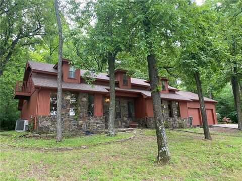 1524 Crossover RD, Fayetteville, AR 72701