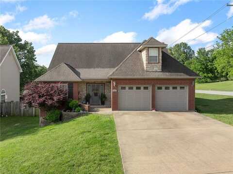 3022 Tori DR, Harrison, AR 72601