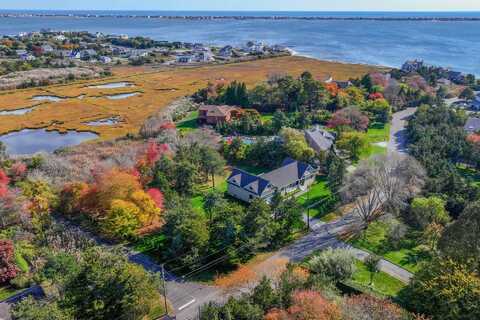 26 Tuthill Lane, Remsenburg, NY 11960