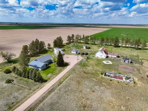 9178 Road 48, Potter, NE 69156
