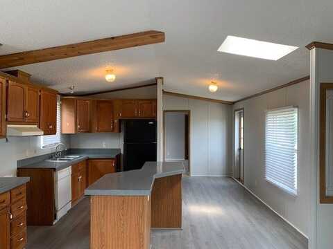 2101 SW 38th Street, Lawton, OK 73505