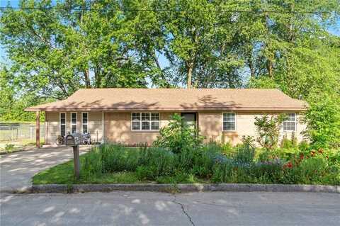 405 Stapleton PL, Lincoln, AR 72744