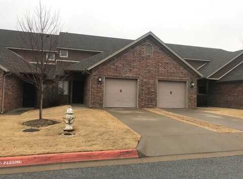 3169 Montrail PL, Fayetteville, AR 72704