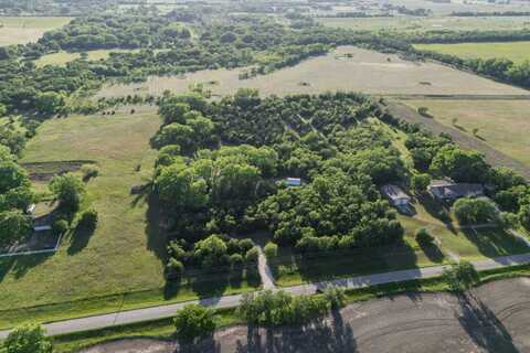 00000 Medora Rd, Hutchinson, KS 67502