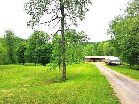 3622 US HWY 33W, Glenville, WV 26351