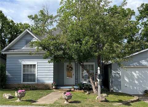 615 E Electric ST, Rogers, AR 72756