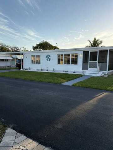 211 Pier E, Naples, FL 34112