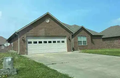 1105 Garrison Ln, Paragould, AR 72450