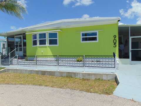 905 Orinoco W, Venice, FL 34285