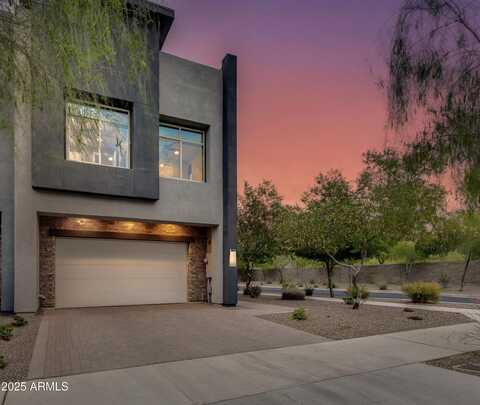 1910 W DESERT HOLLOW Drive, Phoenix, AZ 85085