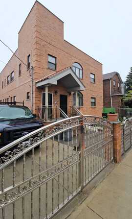 1695 Albany Avenue, Brooklyn, NY 11210