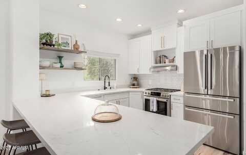 5450 E DEER VALLEY Drive, Phoenix, AZ 85054