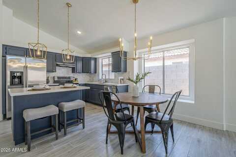 8370 W AUDREY Lane, Peoria, AZ 85382