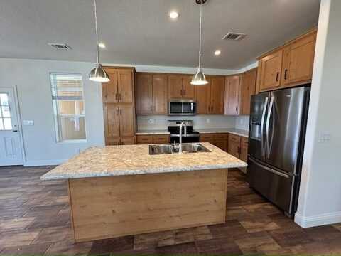 7500 E Voyager Rd Site 139, Tucson, AZ 85756