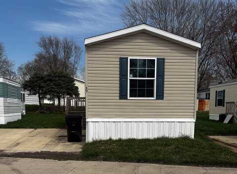 707 Feldman Dr, Lincoln, IL 62656