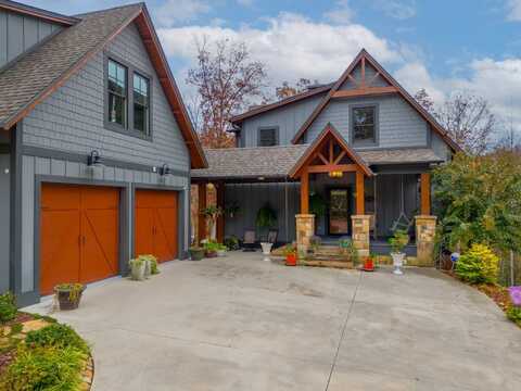 117 Amberleaf Way, Cullowhee, NC 28723
