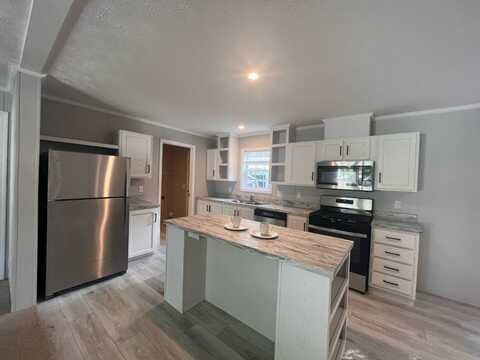286 Westwoods, Amherst, OH 44001