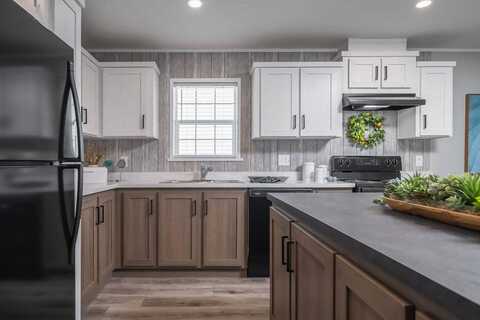 1260 St Route 97 East, Bellville, OH 44813
