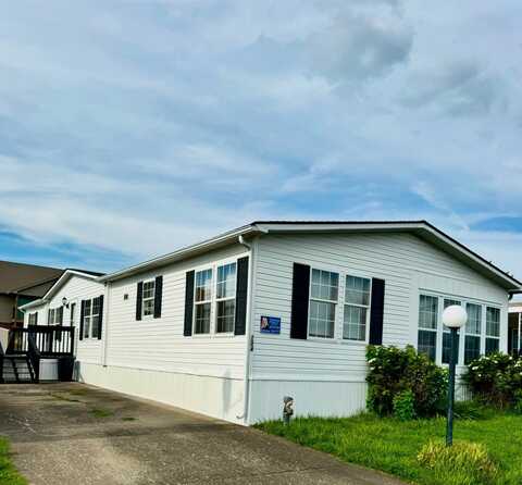 204 White Pine Blvd, New Albany, IN 47150