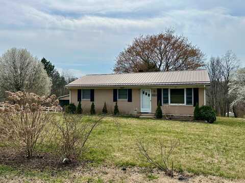 2004 Camp Springs Rd, Reidsville, NC 27320