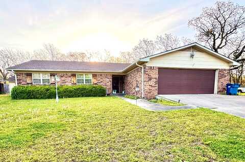 1910 Cardinal Lane, McAlester, OK 74501