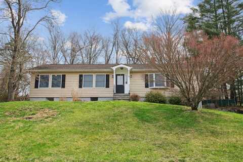 94 Gleneida Ridge Rd, Carmel, NY 10512