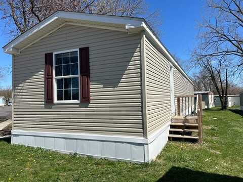 2737 W. Washington Center, Fort Wayne, IN 46818