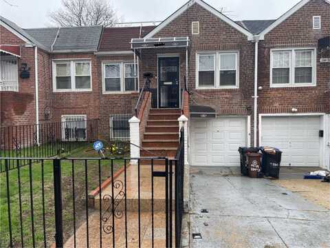 11449 204 st, saint albans, NY 11412