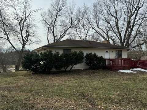 301 E 2nd St, Onaga, KS 66521