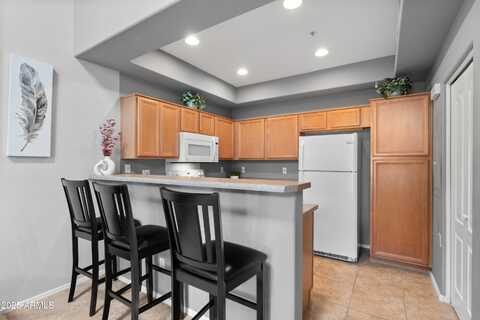 2201 N COMANCHE Drive, Chandler, AZ 85224